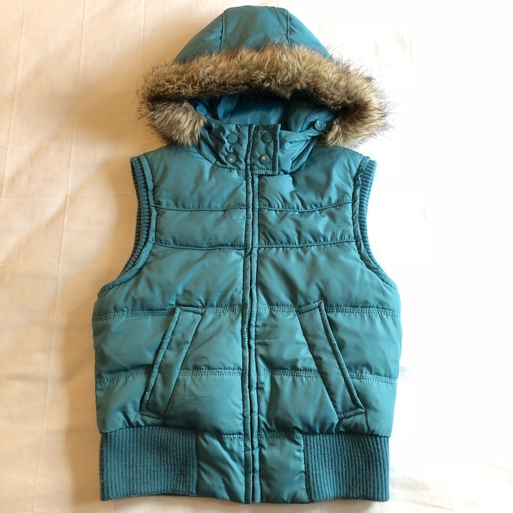 ❄️ Aeropostale Down Feather Vest Faux Fur Hood - Medium